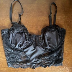 PRETTYLITTLETHING Lace Underwired Bralette
